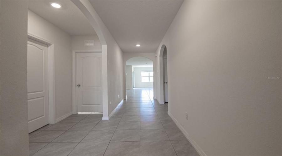 Davenport, Florida 33837, 3 Bedrooms Bedrooms, ,2 Bathroomsbathrooms,Residential,For Sale,Greymount,Mfro6269214