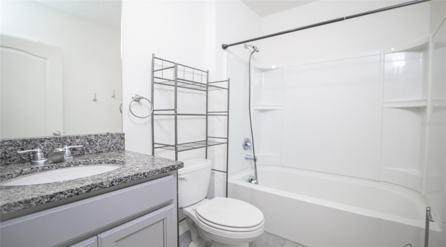 Davenport, Florida 33837, 3 Bedrooms Bedrooms, ,2 Bathroomsbathrooms,Residential,For Sale,Greymount,Mfro6269214