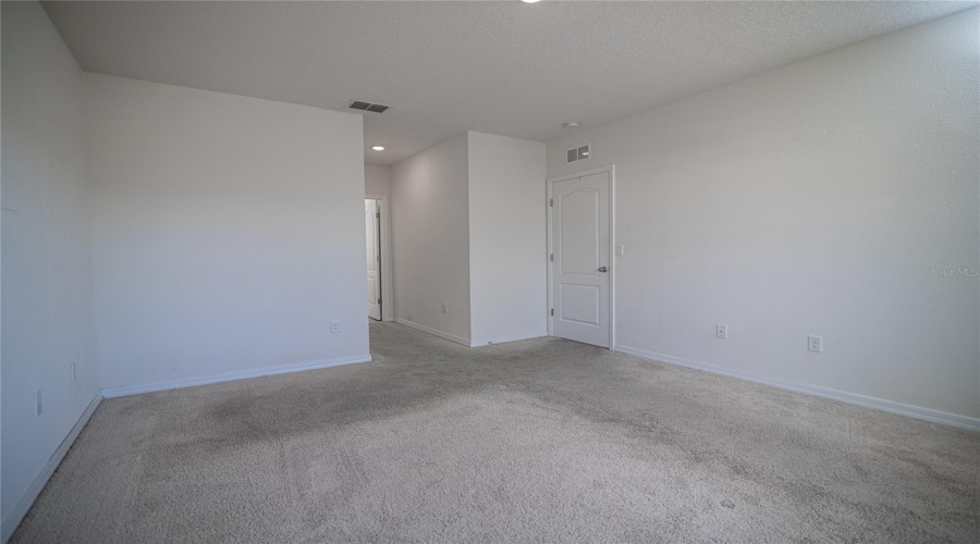 Davenport, Florida 33837, 3 Bedrooms Bedrooms, ,2 Bathroomsbathrooms,Residential,For Sale,Greymount,Mfro6269214