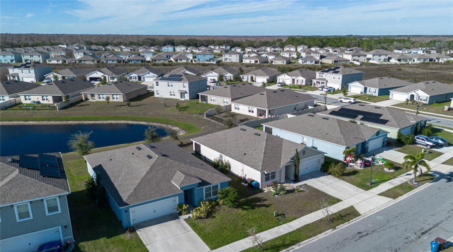 Davenport, Florida 33837, 3 Bedrooms Bedrooms, ,2 Bathroomsbathrooms,Residential,For Sale,Greymount,Mfro6269214
