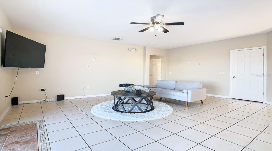 DAVENPORT, Florida 33897, 4 Bedrooms Bedrooms, ,3 BathroomsBathrooms,Residential,For Sale,CASSIA,MFRS5118180