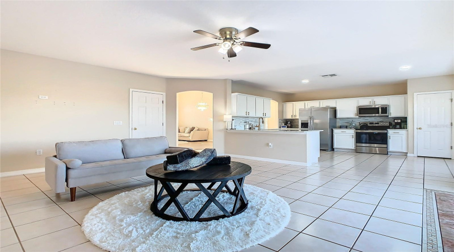 DAVENPORT, Florida 33897, 4 Bedrooms Bedrooms, ,3 BathroomsBathrooms,Residential,For Sale,CASSIA,MFRS5118180