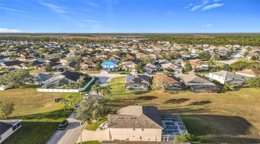 DAVENPORT, Florida 33897, 4 Bedrooms Bedrooms, ,3 BathroomsBathrooms,Residential,For Sale,CASSIA,MFRS5118180