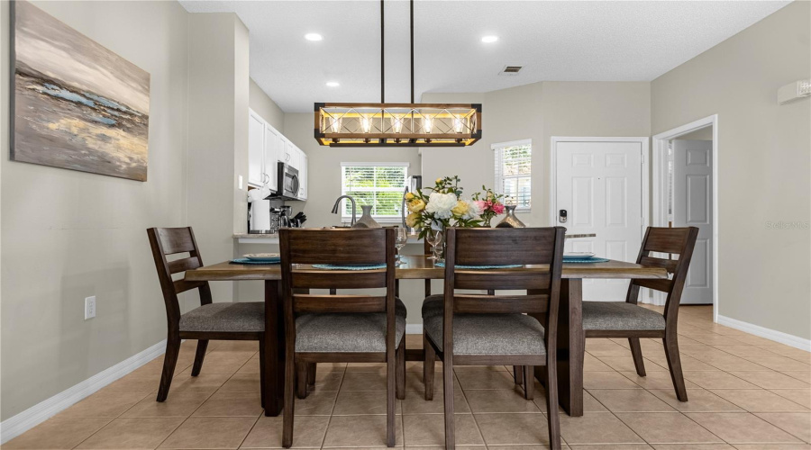 Kissimmee, Florida 34747, 3 Bedrooms Bedrooms, ,2 Bathroomsbathrooms,Residential,For Sale,Crystal Cove,Mfro6269292