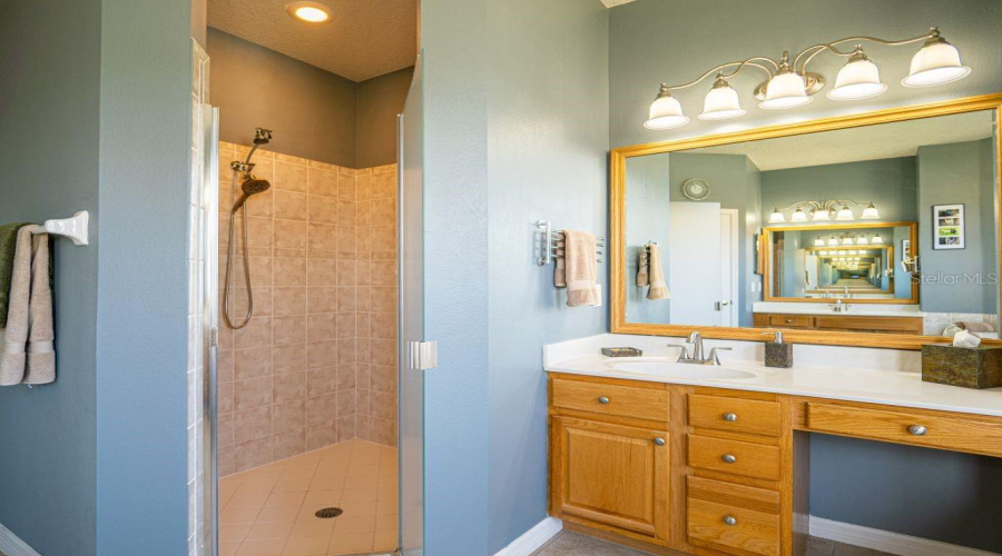 Kissimmee, Florida 34746, 4 Bedrooms Bedrooms, ,3 Bathroomsbathrooms,Residential,For Sale,Sevan,Mfrtb8315171