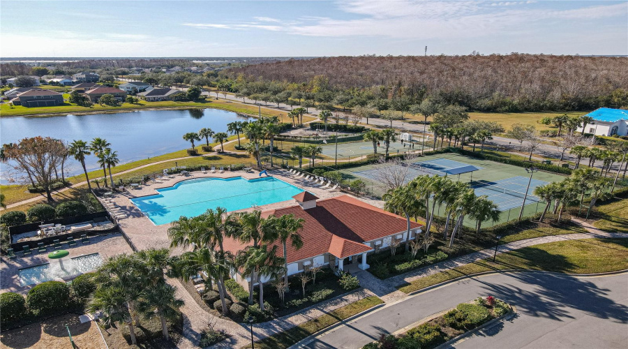 Kissimmee, Florida 34746, 4 Bedrooms Bedrooms, ,3 Bathroomsbathrooms,Residential,For Sale,Sevan,Mfrtb8315171