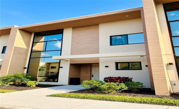 Kissimmee, Florida 34747, 4 Bedrooms Bedrooms, ,4 Bathroomsbathrooms,Residential,For Sale,Brooklyn,Mfro6269948