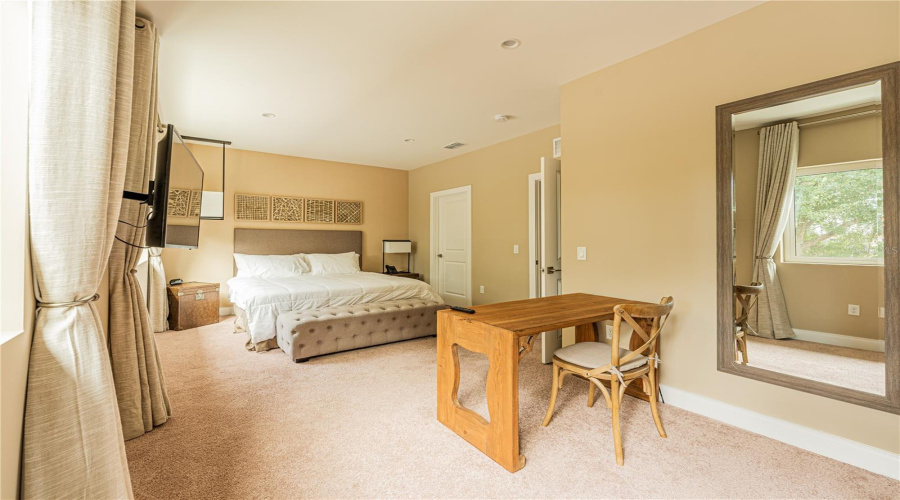 Kissimmee, Florida 34747, 4 Bedrooms Bedrooms, ,4 Bathroomsbathrooms,Residential,For Sale,Brooklyn,Mfro6269948