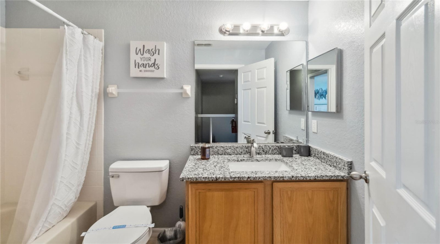 Davenport, Florida 33897, 4 Bedrooms Bedrooms, ,3 Bathroomsbathrooms,Residential,For Sale,Calabria,Mfrs5118171