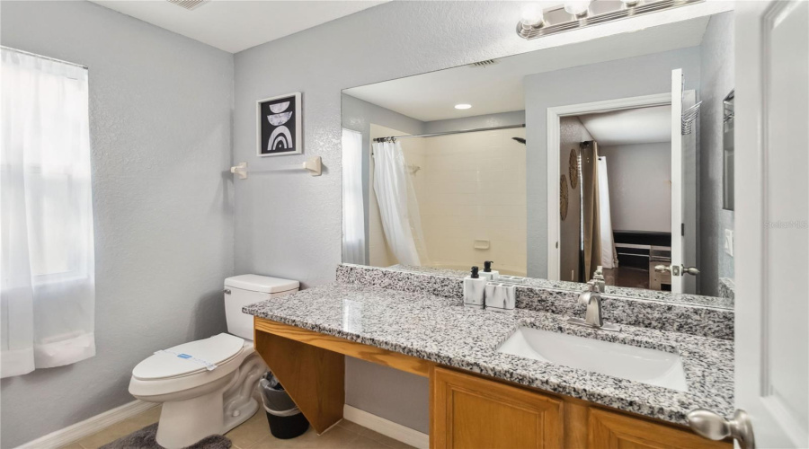 Davenport, Florida 33897, 4 Bedrooms Bedrooms, ,3 Bathroomsbathrooms,Residential,For Sale,Calabria,Mfrs5118171