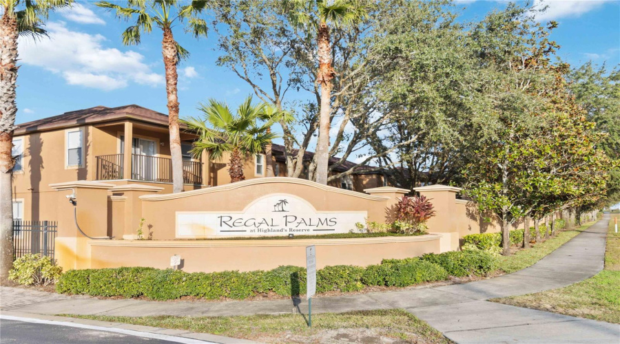 Davenport, Florida 33897, 4 Bedrooms Bedrooms, ,3 Bathroomsbathrooms,Residential,For Sale,Calabria,Mfrs5118171