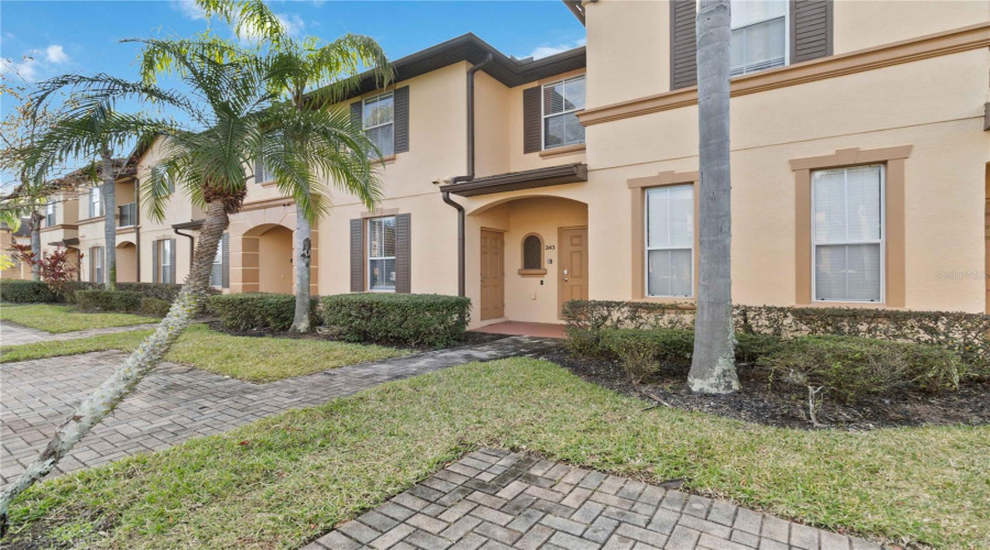 Davenport, Florida 33897, 4 Bedrooms Bedrooms, ,3 Bathroomsbathrooms,Residential,For Sale,Calabria,Mfrs5118171