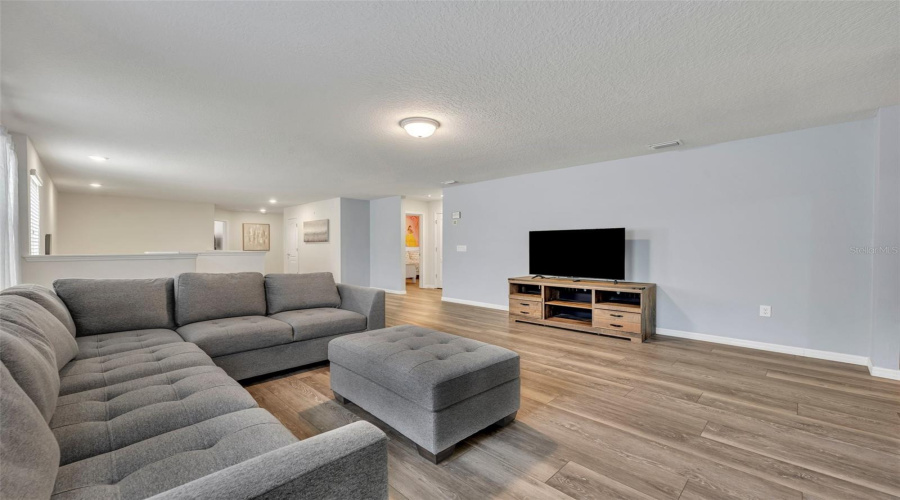 Davenport, Florida 33837, 7 Bedrooms Bedrooms, ,5 Bathroomsbathrooms,Residential,For Sale,Misty Oak,Mfro6269984
