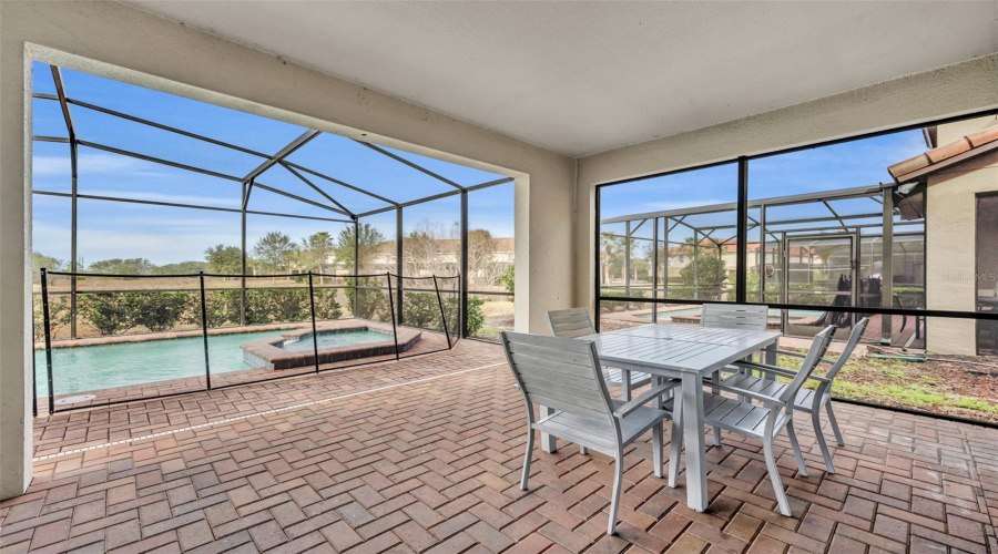 Davenport, Florida 33837, 7 Bedrooms Bedrooms, ,5 Bathroomsbathrooms,Residential,For Sale,Misty Oak,Mfro6269984