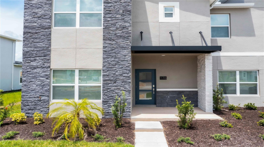 DAVENPORT, Florida 33896, 5 Bedrooms Bedrooms, ,4 BathroomsBathrooms,Residential,For Sale,CHALLENGE,0,MFRO6270107