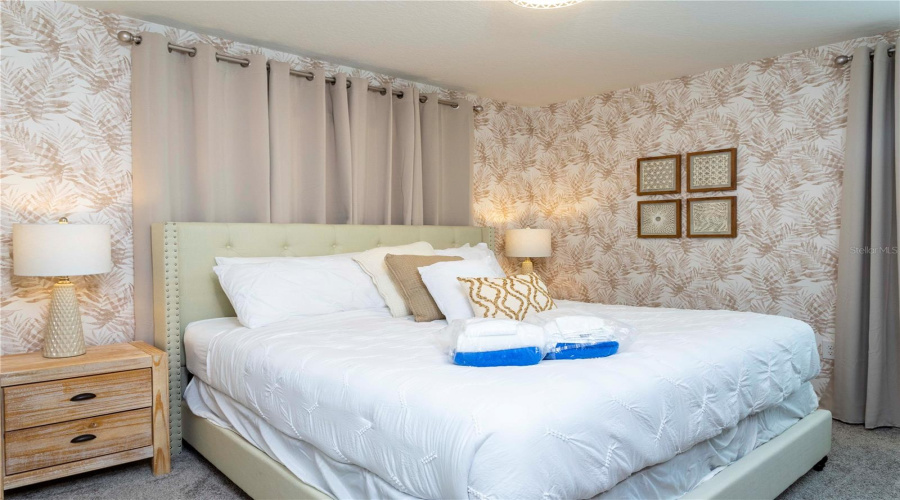 DAVENPORT, Florida 33896, 5 Bedrooms Bedrooms, ,4 BathroomsBathrooms,Residential,For Sale,CHALLENGE,0,MFRO6270107