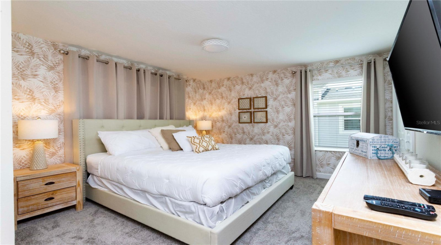 DAVENPORT, Florida 33896, 5 Bedrooms Bedrooms, ,4 BathroomsBathrooms,Residential,For Sale,CHALLENGE,0,MFRO6270107