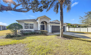 Davenport, Florida 33896, 4 Bedrooms Bedrooms, ,2 Bathroomsbathrooms,Residential,For Sale,Henley,Mfrs5118249