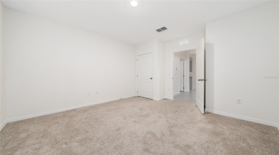 Davenport, Florida 33837, 4 Bedrooms Bedrooms, ,2 Bathroomsbathrooms,Residential,For Sale,Red Hill,Mfro6269073