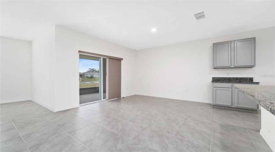 Davenport, Florida 33837, 4 Bedrooms Bedrooms, ,2 Bathroomsbathrooms,Residential,For Sale,Red Hill,Mfro6269073