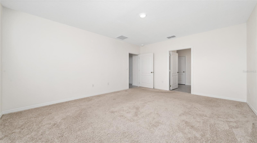 Davenport, Florida 33837, 4 Bedrooms Bedrooms, ,2 Bathroomsbathrooms,Residential,For Sale,Red Hill,Mfro6269073