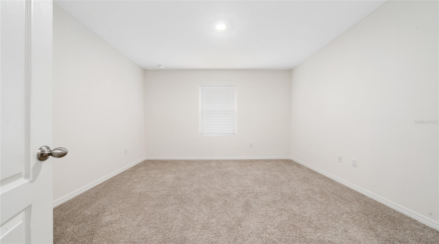 Davenport, Florida 33837, 4 Bedrooms Bedrooms, ,2 Bathroomsbathrooms,Residential,For Sale,Red Hill,Mfro6269073