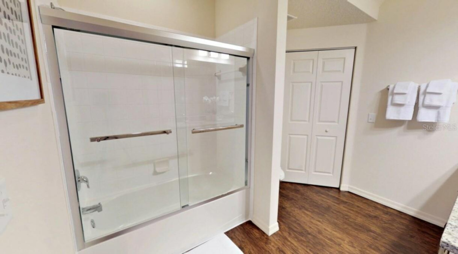 Kissimmee, Florida 34747, 3 Bedrooms Bedrooms, ,2 Bathroomsbathrooms,Residential,For Sale,Shine,Mfrs5118285