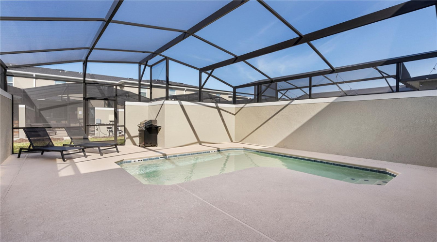 Kissimmee, Florida 34746, 4 Bedrooms Bedrooms, ,3 Bathroomsbathrooms,Residential,For Sale,Reading,Mfro6270391