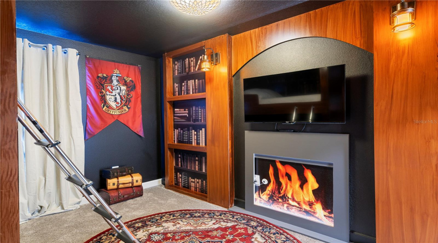 Kissimmee, Florida 34746, 4 Bedrooms Bedrooms, ,3 Bathroomsbathrooms,Residential,For Sale,Reading,Mfro6270391