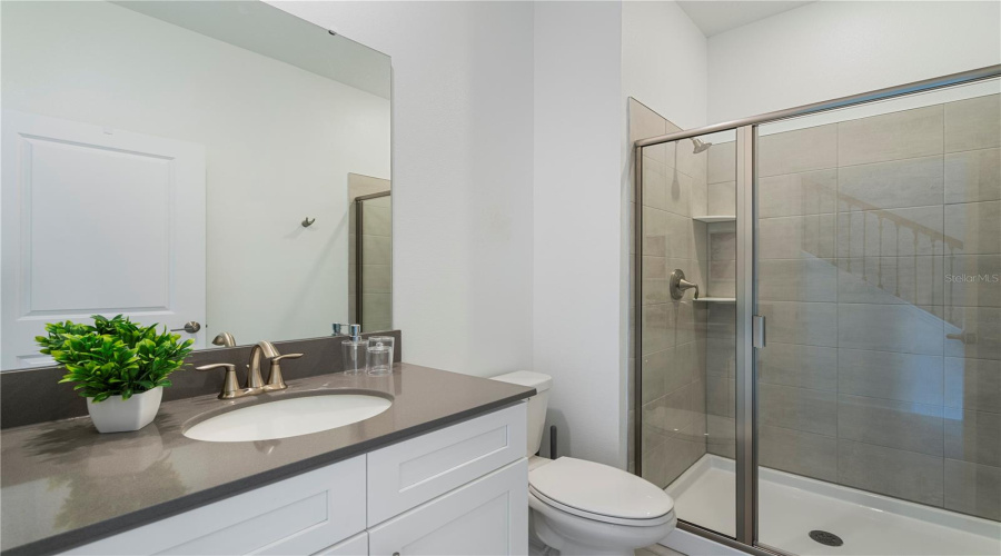 Kissimmee, Florida 34746, 4 Bedrooms Bedrooms, ,3 Bathroomsbathrooms,Residential,For Sale,Reading,Mfro6270391