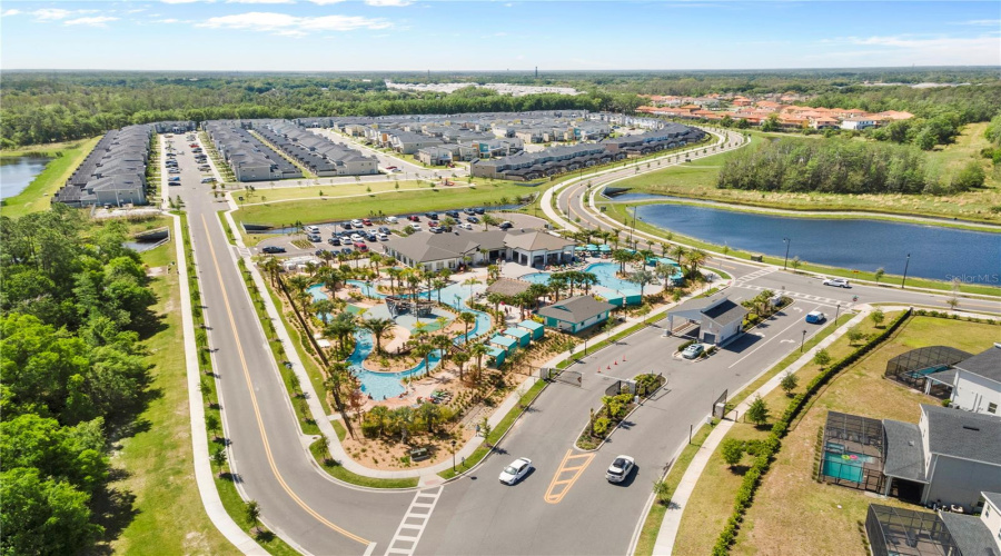Kissimmee, Florida 34746, 4 Bedrooms Bedrooms, ,3 Bathroomsbathrooms,Residential,For Sale,Reading,Mfro6270391