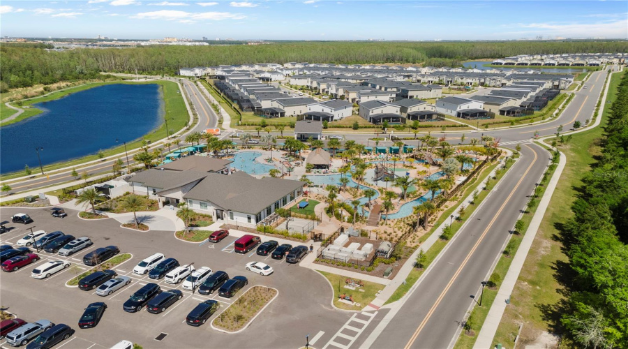 Kissimmee, Florida 34746, 4 Bedrooms Bedrooms, ,3 Bathroomsbathrooms,Residential,For Sale,Reading,Mfro6270391