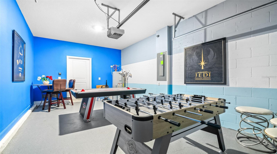 Davenport, Florida 33896, 5 Bedrooms Bedrooms, ,5 Bathroomsbathrooms,Residential,For Sale,Drop Shot,Mfrtb8337392