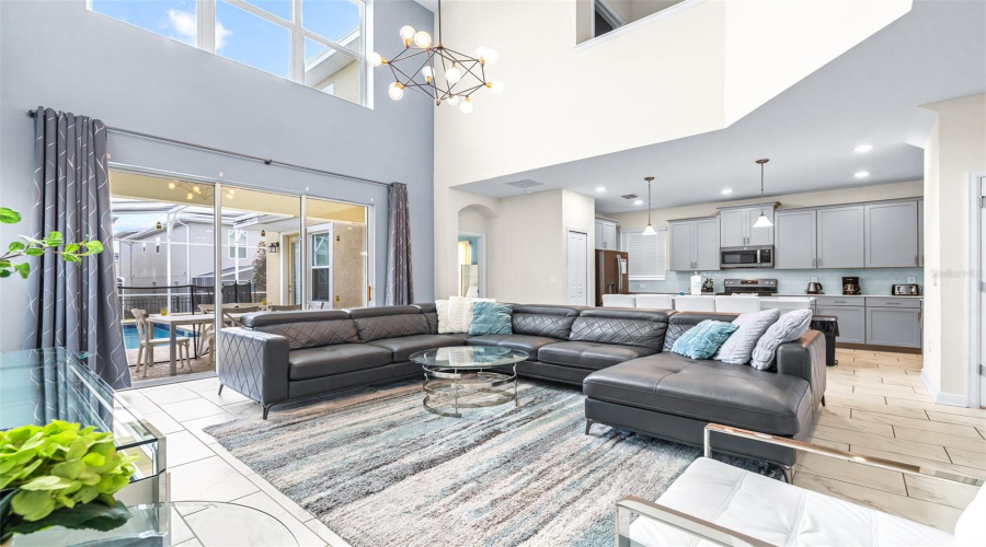 Davenport, Florida 33896, 5 Bedrooms Bedrooms, ,5 Bathroomsbathrooms,Residential,For Sale,Drop Shot,Mfrtb8337392