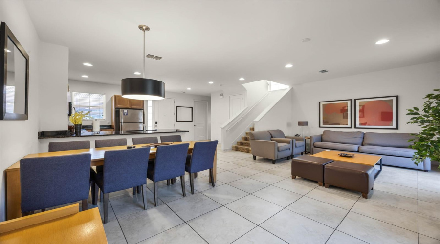Kissimmee, Florida 34746, 3 Bedrooms Bedrooms, ,2 Bathroomsbathrooms,Residential,For Sale,Bugatti,Mfrs5118292