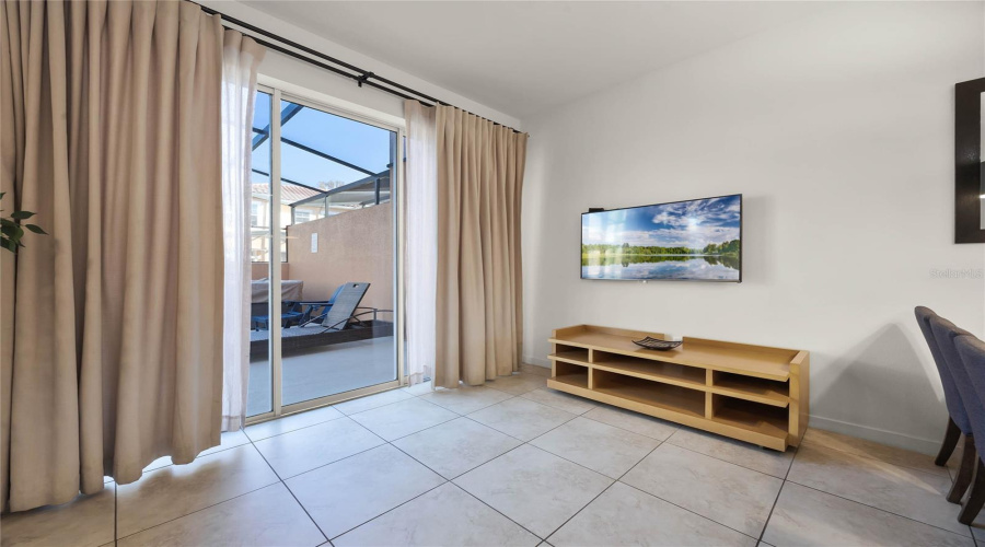 Kissimmee, Florida 34746, 3 Bedrooms Bedrooms, ,2 Bathroomsbathrooms,Residential,For Sale,Bugatti,Mfrs5118292