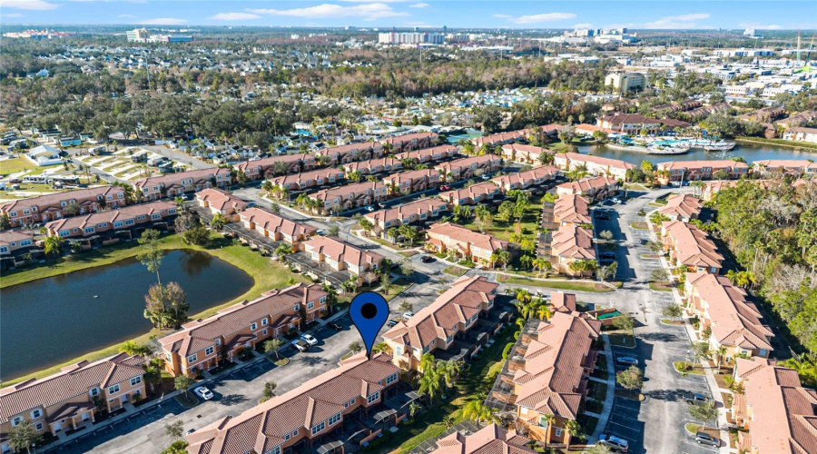 Kissimmee, Florida 34746, 3 Bedrooms Bedrooms, ,2 Bathroomsbathrooms,Residential,For Sale,Bugatti,Mfrs5118292