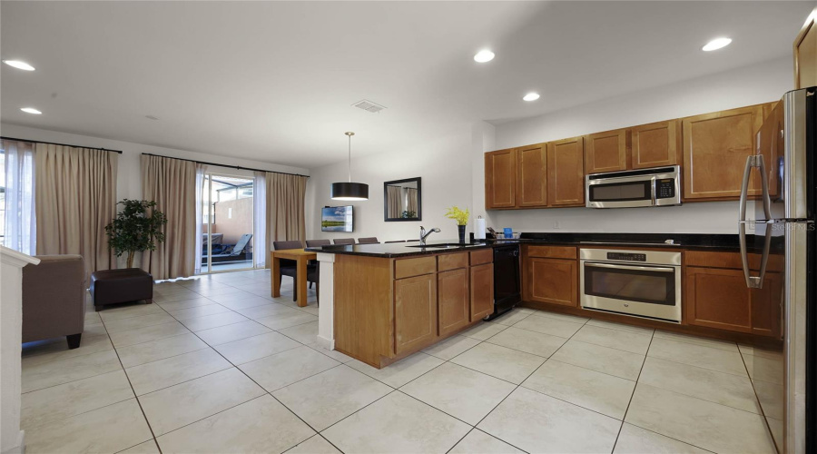 Kissimmee, Florida 34746, 3 Bedrooms Bedrooms, ,2 Bathroomsbathrooms,Residential,For Sale,Bugatti,Mfrs5118292