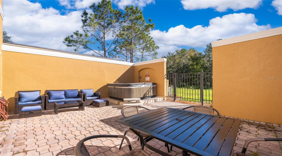 KISSIMMEE, Florida 34746, 3 Bedrooms Bedrooms, ,2 BathroomsBathrooms,Residential,For Sale,VERO BEACH,0,MFRO6269856