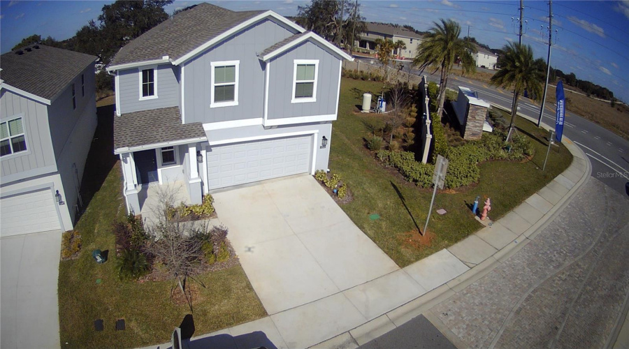 Davenport, Florida 33837, 4 Bedrooms Bedrooms, ,2 Bathroomsbathrooms,Residential,For Sale,Waterfall,Mfro6270452