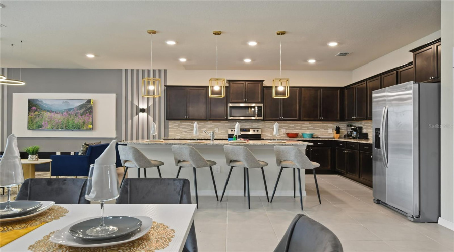Davenport, Florida 33897, 10 Bedrooms Bedrooms, ,8 Bathroomsbathrooms,Residential,For Sale,Mahalo,Mfro6270285