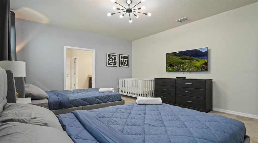 Davenport, Florida 33897, 10 Bedrooms Bedrooms, ,8 Bathroomsbathrooms,Residential,For Sale,Mahalo,Mfro6270285