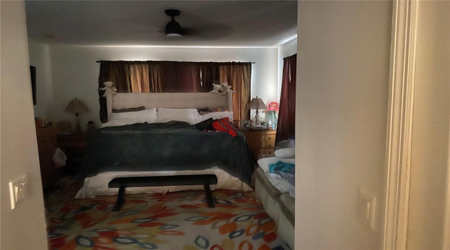 Kissimmee, Florida 34746, 5 Bedrooms Bedrooms, ,4 Bathroomsbathrooms,Residential,For Sale,Kariba,Mfro6268498