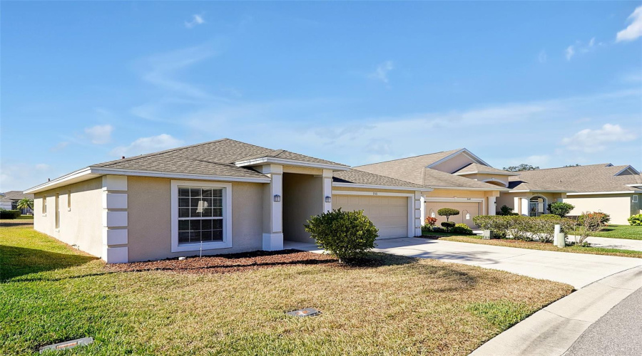 Davenport, Florida 33837, 3 Bedrooms Bedrooms, ,2 Bathroomsbathrooms,Residential,For Sale,Vista Oaks,Mfro6269452