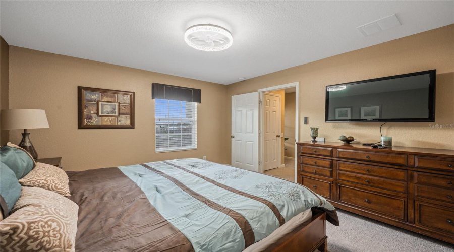 KISSIMMEE, Florida 34747, 6 Bedrooms Bedrooms, ,4 BathroomsBathrooms,Residential,For Sale,MANESTY,0,MFRO6270582