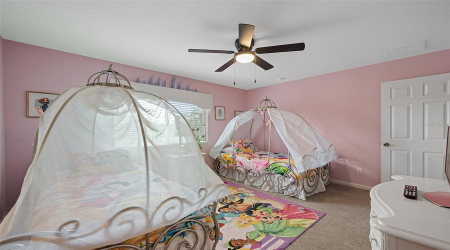 KISSIMMEE, Florida 34747, 6 Bedrooms Bedrooms, ,4 BathroomsBathrooms,Residential,For Sale,MANESTY,0,MFRO6270582