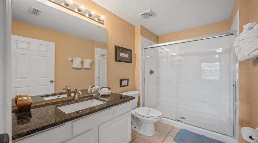 KISSIMMEE, Florida 34747, 6 Bedrooms Bedrooms, ,4 BathroomsBathrooms,Residential,For Sale,MANESTY,0,MFRO6270582