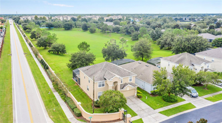 KISSIMMEE, Florida 34747, 6 Bedrooms Bedrooms, ,4 BathroomsBathrooms,Residential,For Sale,MANESTY,0,MFRO6270582