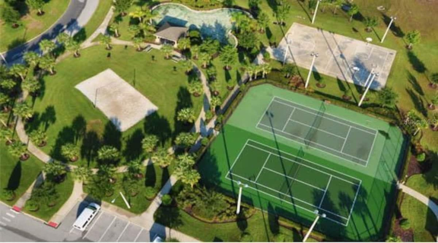 KISSIMMEE, Florida 34747, 6 Bedrooms Bedrooms, ,4 BathroomsBathrooms,Residential,For Sale,MANESTY,0,MFRO6270582