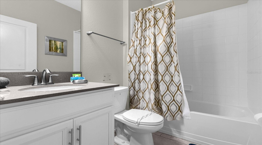 DAVENPORT, Florida 33896, 6 Bedrooms Bedrooms, ,5 BathroomsBathrooms,Residential,For Sale,FLANGE,0,MFRO6270057